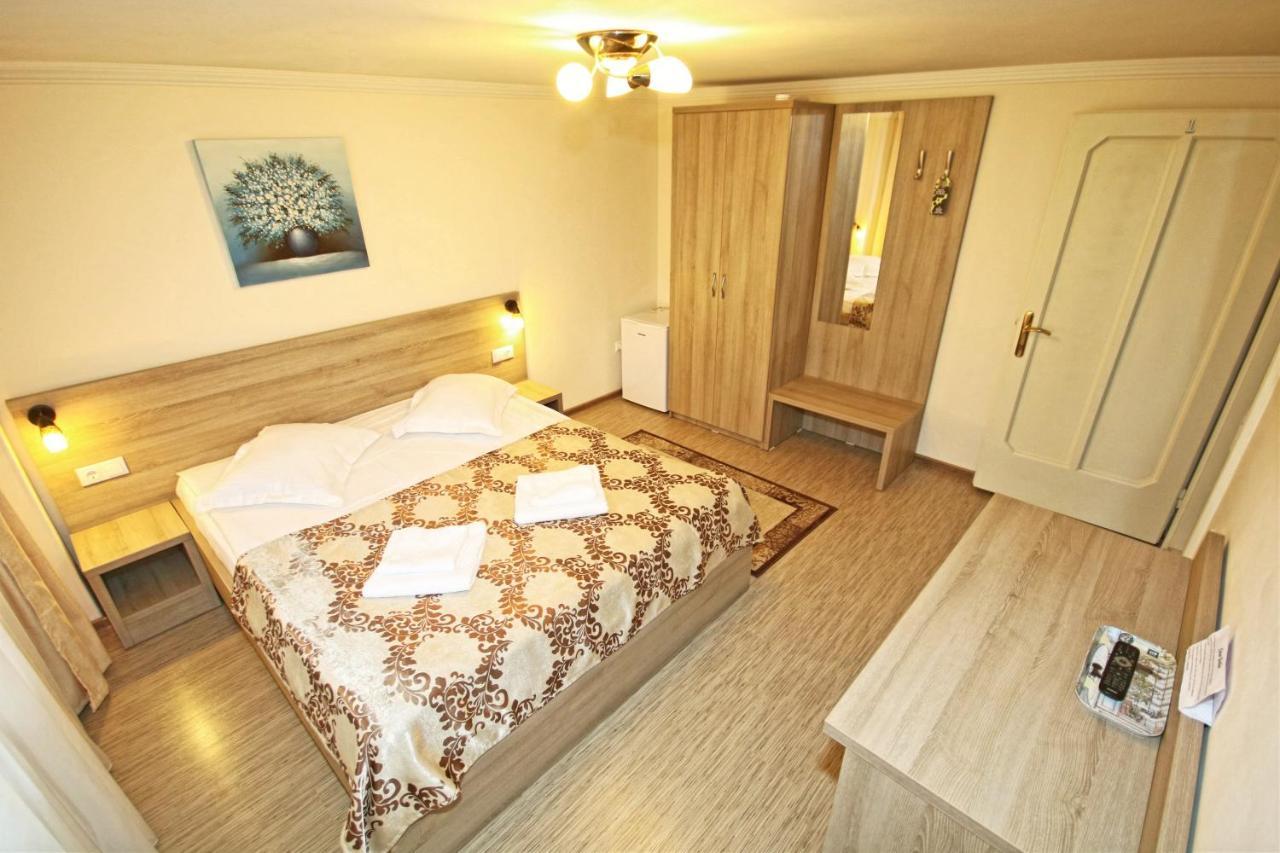 Hotel Casa Giulia à Băile Olăneşti Extérieur photo